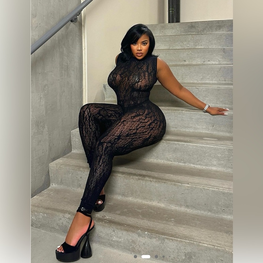 Fashion nova Seamless Jumpsuit